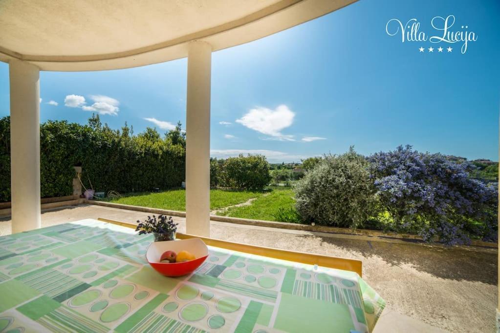 Villa Lucija Pula Extérieur photo