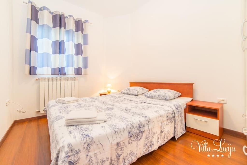Villa Lucija Pula Extérieur photo