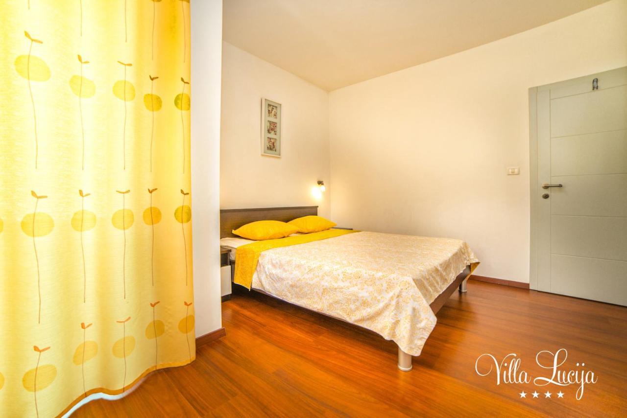Villa Lucija Pula Extérieur photo
