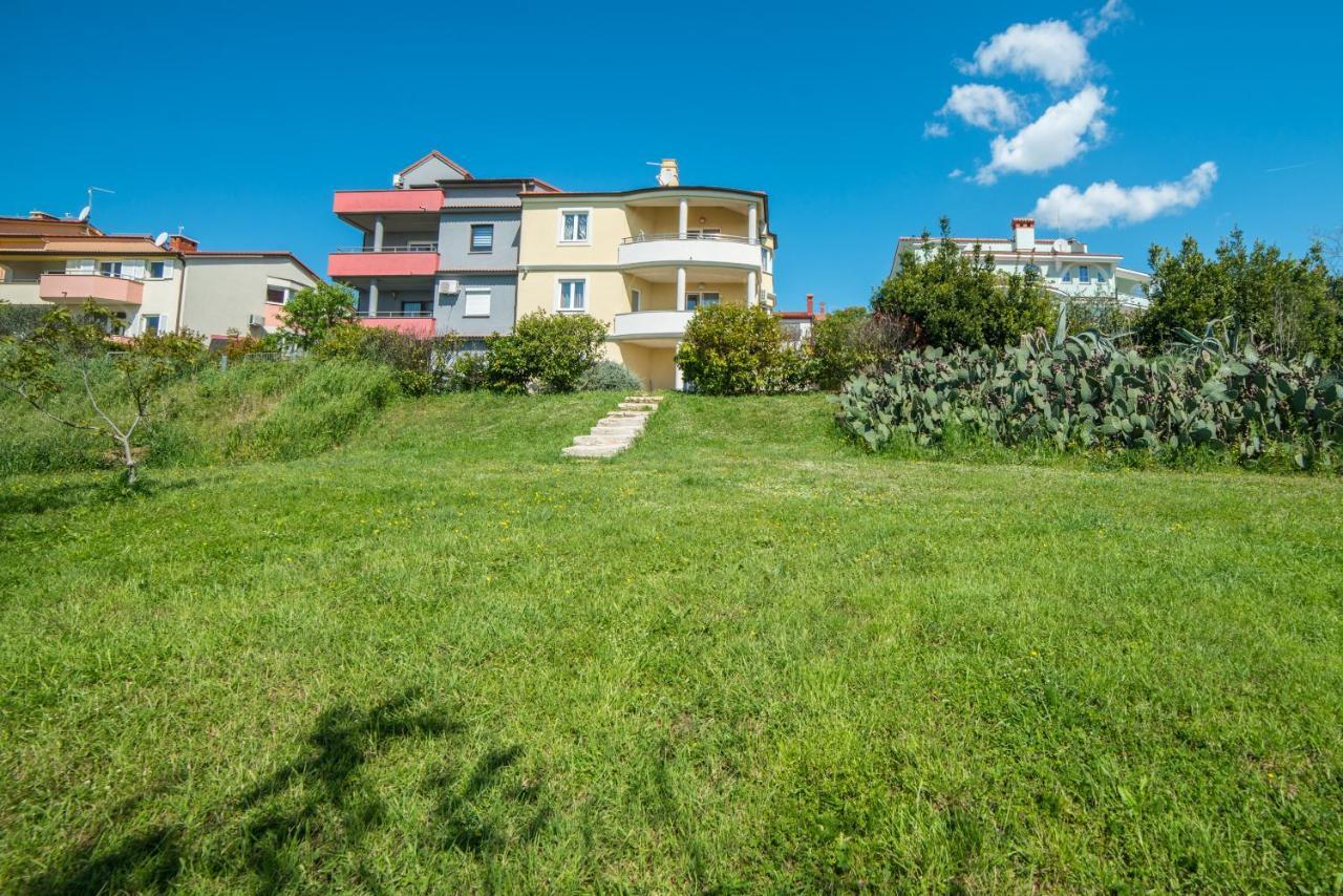 Villa Lucija Pula Extérieur photo